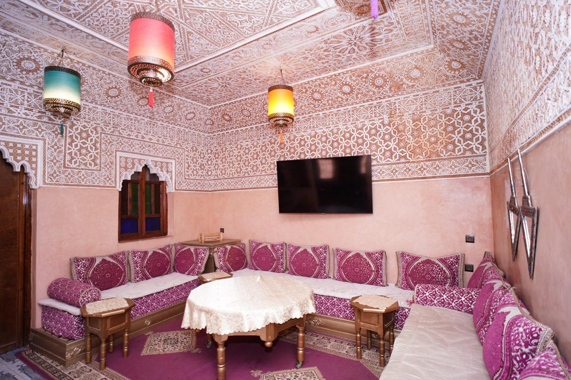 Hostel Essassi 23 Marrakesh Bagian luar foto