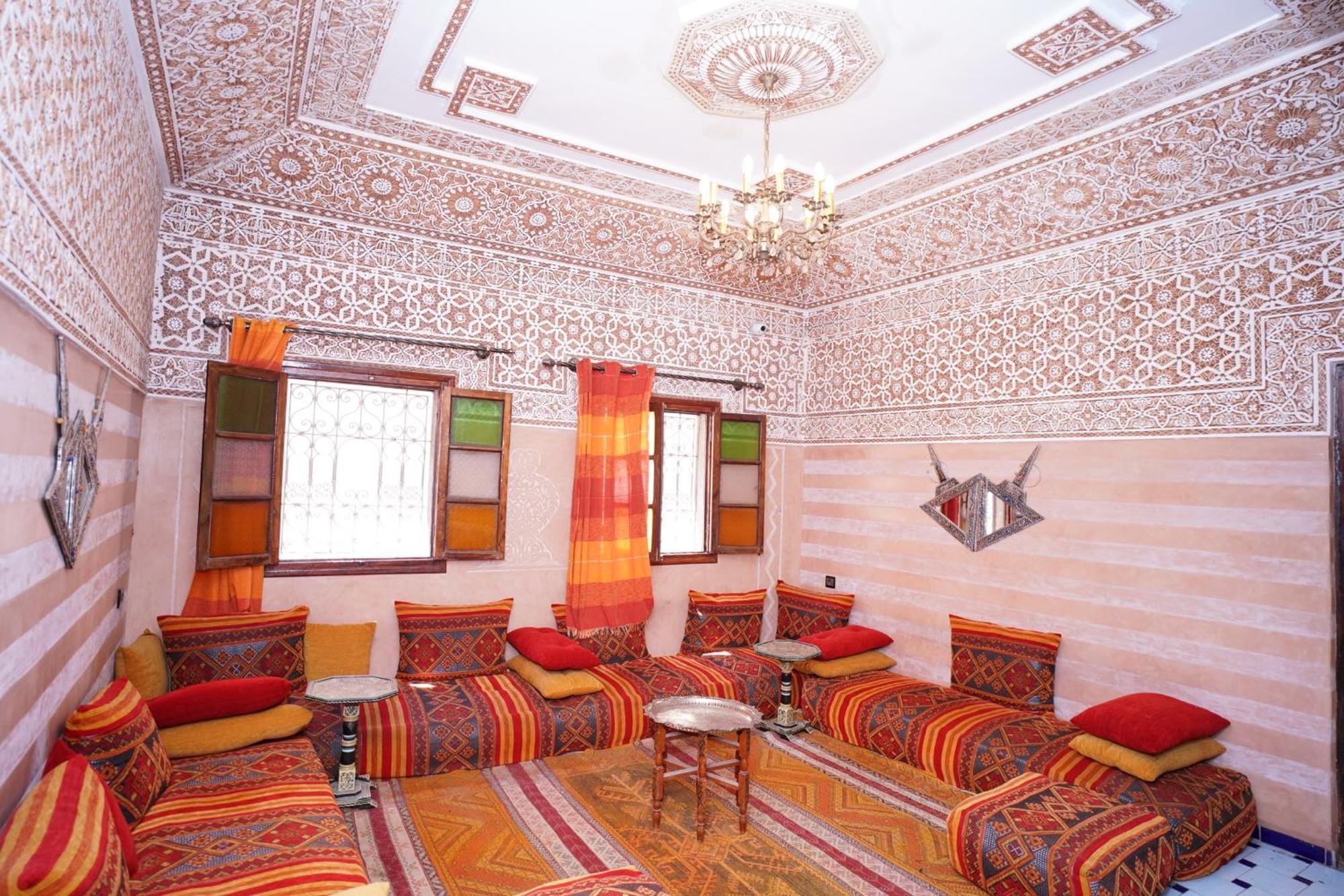 Hostel Essassi 23 Marrakesh Bagian luar foto