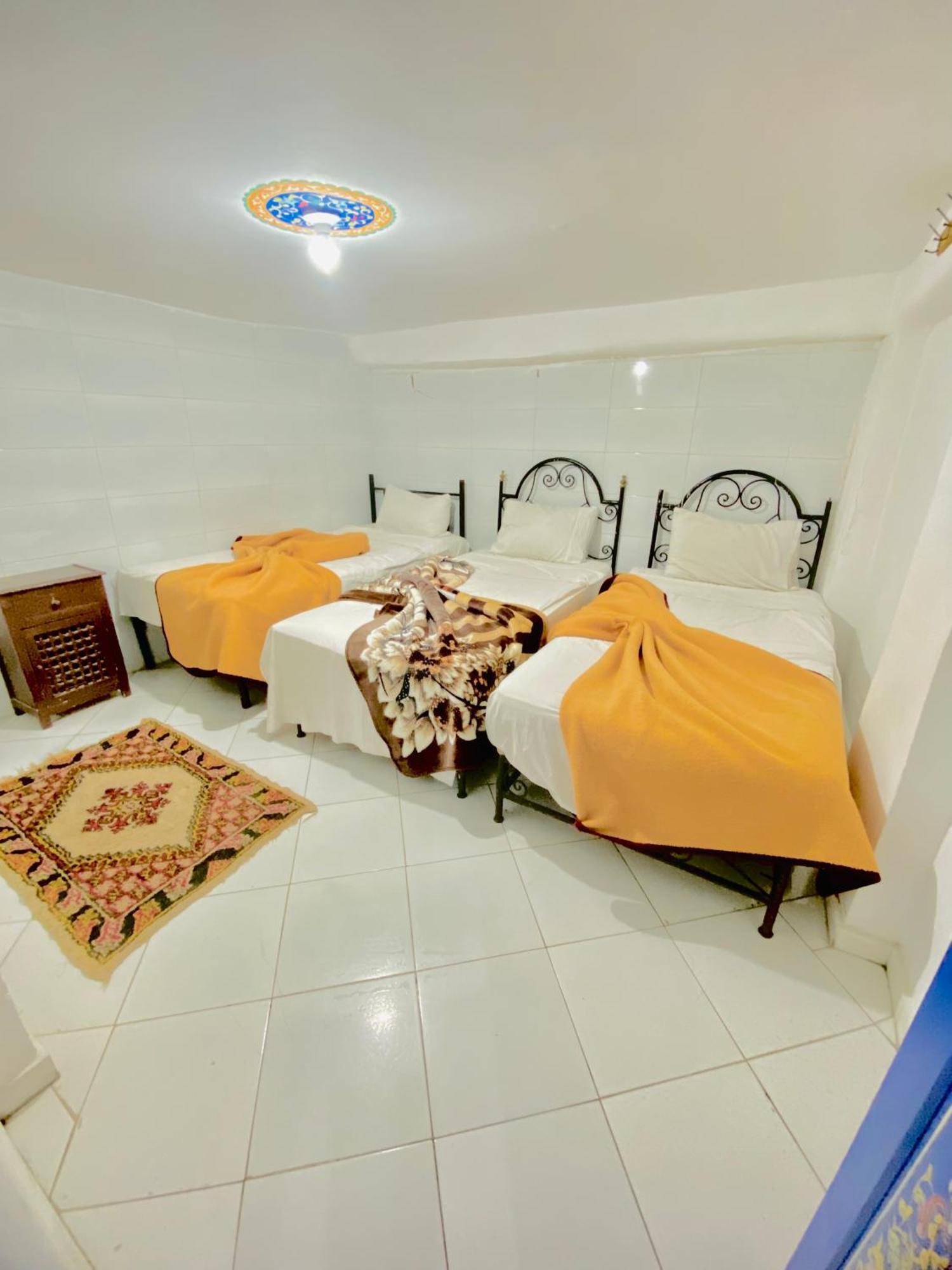 Hostel Essassi 23 Marrakesh Bagian luar foto